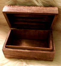 Load image into Gallery viewer, Wooden Box With Elephants Small 15x8x7cm Mango Wood Gift Box Jewellery Box Personal Treasure wooden Box or Storage Box Dome Shape - Arts and Beauty Ltd